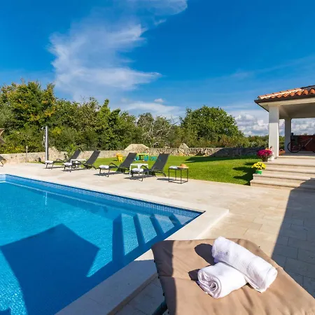 Сasa de vacaciones Brijunis Blick By Interhome