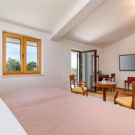 Brijunis Blick By Interhome פאז'אנה